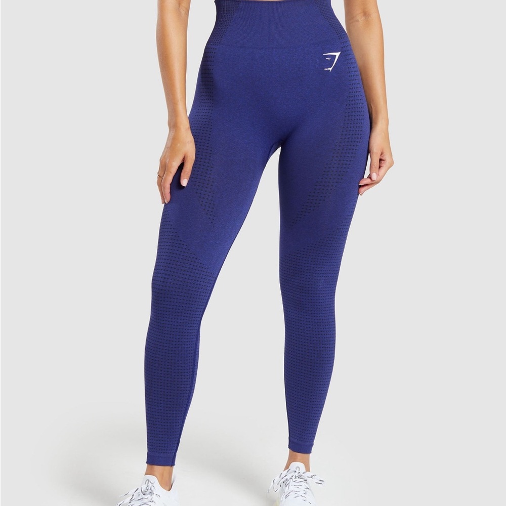 Gym shark leggings